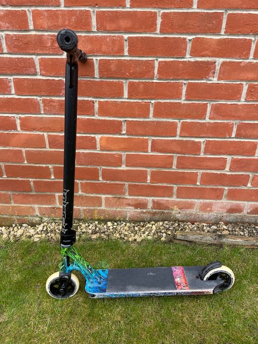 Blunt Envy Prodigy S8 – For Sale