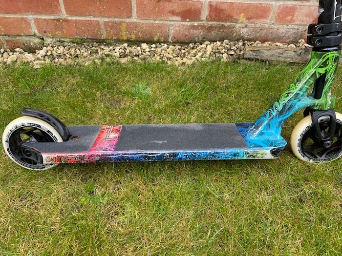 Blunt Envy Prodigy S8 – For Sale
